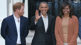Le prince Harry avec le couple Obama, à Londres le 22 avril 2016.