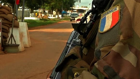 Soldat français à Bangui, ce jeudi 5 décembre. Soldat français à Bangui, ce jeudi 5 décembre.