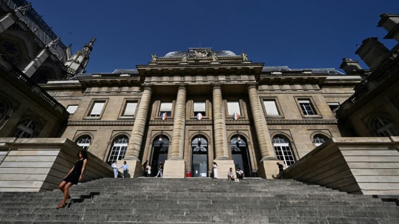 Le palais de justice de Paris reprend 