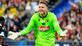 Marcin Bulka, gardien de Nice, lors de la finale de Coupe de France le 7 mai 2022