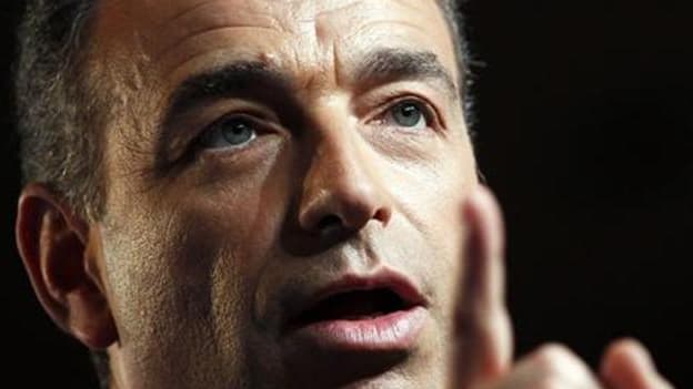 Le secrétaire général de l'UMP Jean-François Copé a annoncé mercredi que son parti s'efforcerait de tirer les leçons de son double désaveu électoral en engageant une réflexion sur ses "valeurs" durant l'été, avant d'entrer dans le vif du combat pour sa pr