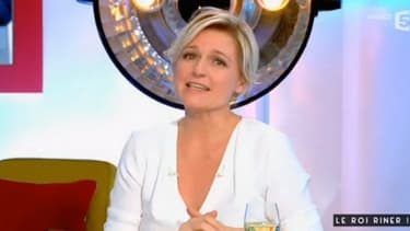 Anne-Elisabeth Lemoine dans "C à vous"