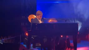 Elton John en concert à Cannes