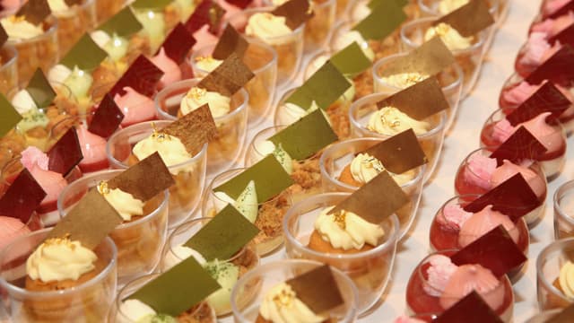 Plateau de desserts (illustration)