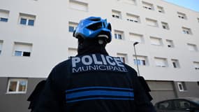 Un policier municipal à Salon-de-Provence en janvier 2022 (illustration)