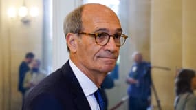 Le député français du parti au pouvoir Renaissance Eric Woerth arrive à l'Assemblée nationale à Paris, le 17 septembre 2024.
