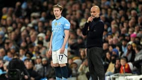 Kevin De Bruyne et Pep Guardiola lors du match Manchester City-Tottenham (0-4, Premier League), le 23 novembre 2024