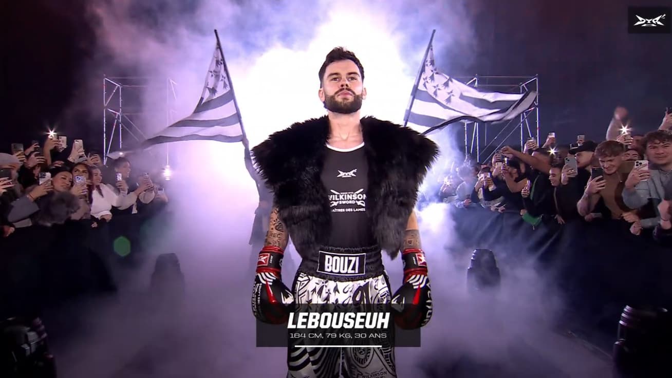 L'entrée de Bouzi lors du DTR Fight