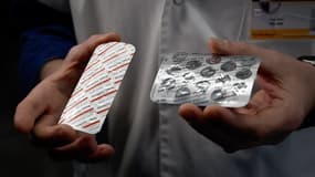 Une plaquette de Nivaquine, contenant de la chloroquine