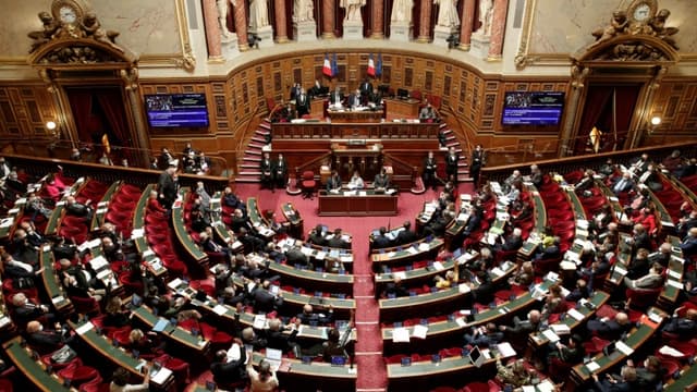 L'hémicycle du Sénat le 11 janvier 2022 à Paris 