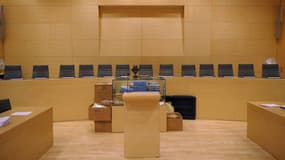 Salle d'audience de la cour d'assises de Melun, où était jugé Americo Carneiro. Il a été condamné à cinq ans de prison avec sursis.