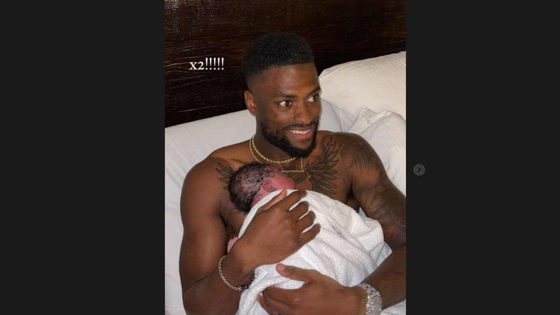 NFL : le joueur des Rams, Van Jefferson et son garçon à la maternité NFL : le joueur des Rams, Van Jefferson et son garçon à la maternité