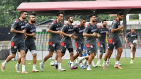 Les joueurs de la Tunisie à l'échauffement