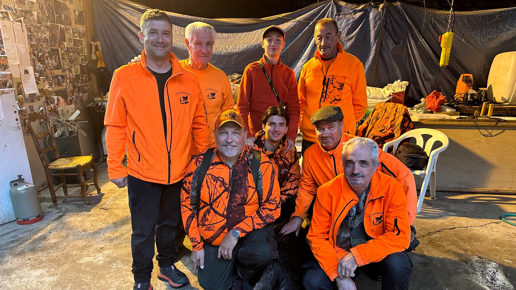 Les passionnés de chasse profitent de la saison pour se retrouver entre amis. Les passionnés de chasse profitent de la saison pour se retrouver entre amis.