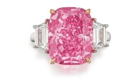 Le diamant rose "The Eternal Pink", vendu par Sotheby's le 8 juin 2023.