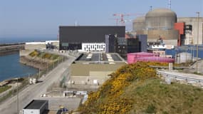 La centrale de Flamanville. Les députés écologistes demandent la création d'une commission d'enquête parlementaire pour faire toute la lumière sur la filière nucléaire française après les ratés, selon eux, de l'EPR en Finlande, en Grande-Bretagne et en Ch