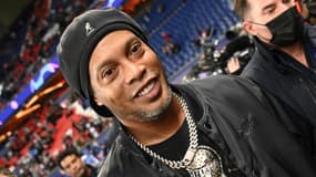 Ronaldinho à Paris pour PSG-Leipzig