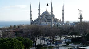 La Mosquée bleue après la violente explosion dans le quartier touristique de Sultanahmet, mardi à Istanbul.