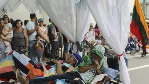 Jour de paresse dans les rues d'Itagüi, en Colombie, le 20 août 2017 Jour de paresse dans les rues d'Itagüi, en Colombie, le 20 août 2017