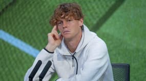 Le joueur de tennis italien Jannik Sinner pendant une conférence de presse à Wimbledon, juillet 2024