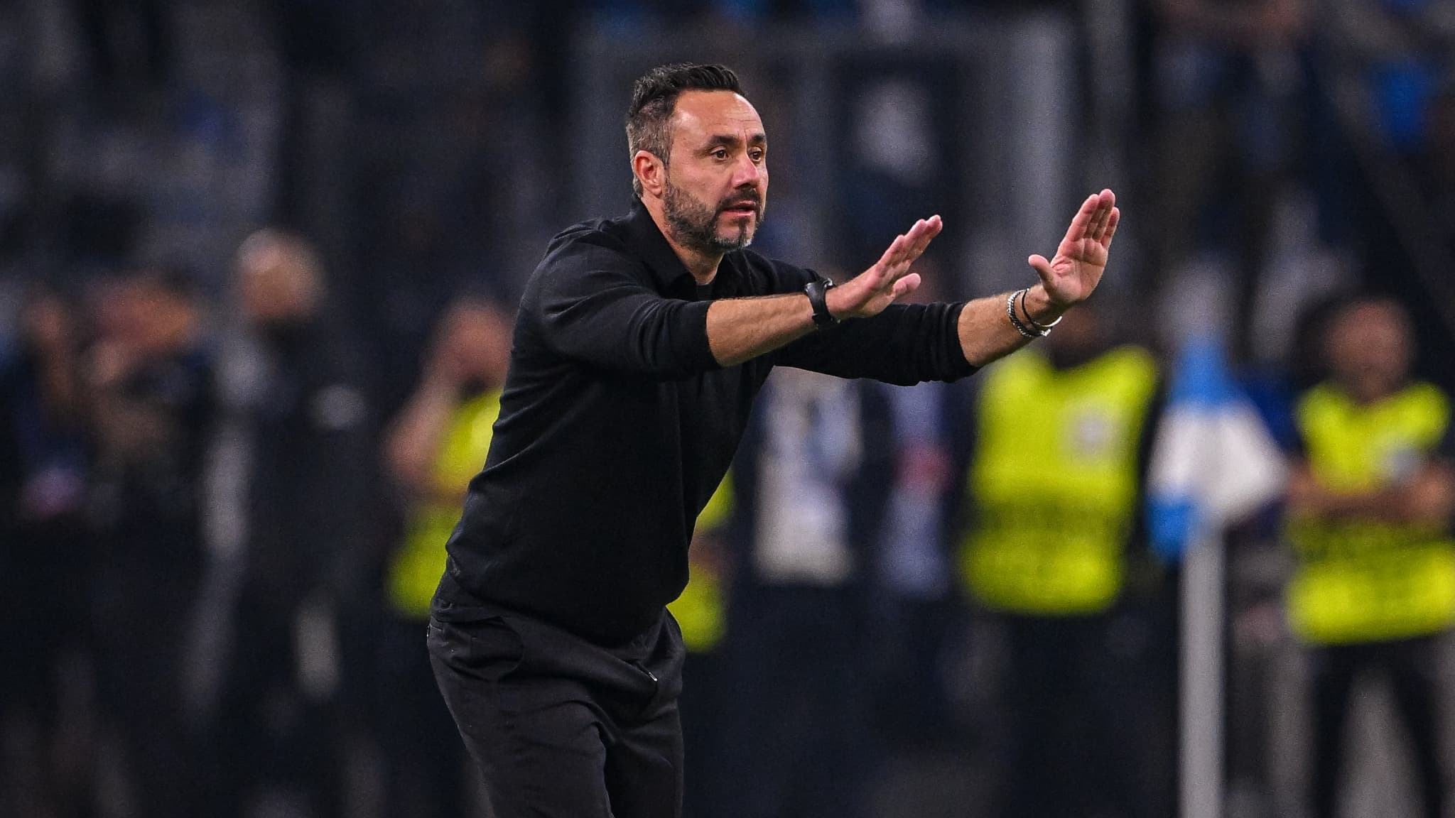 DIRECT. OM: SUIVEZ EN LIVE LA CONFÉRENCE DE PRESSE DE ROBERTO DE ZERBI ET ARTHUR VERMEEREN AVANT METZ