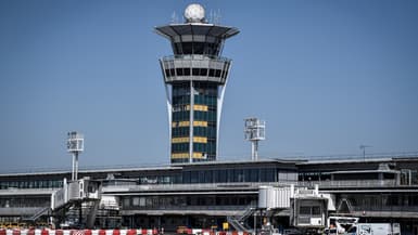 Tour de contrôle de l'aéroport d'Orly (illustration)