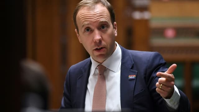 Le ministre de la Santé britannique Matt Hancock à la Chambre des Communes à Londres, le 15 octobre 2020