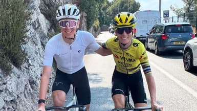 Tadej Pogacar et Pauline Ferrand-Prévot lors d'une sortie en Andorre, le 6 août 2025