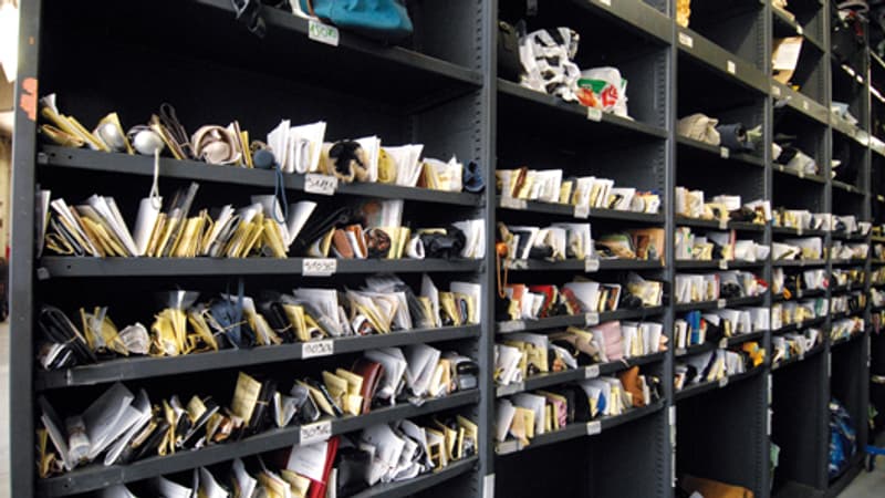 "Ce n'est pas nouveau, ça améliore la qualité du service": la SNCF assume de faire payer entre 5 et 10 euros la restitution d'objets perdus dans le train