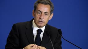 Nicolas Sarkozy appelle à travailler plus que 35 heures, en gagnant plus. 