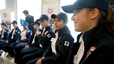 Présentation de l'uniforme du service national universel au ministère de l'Education nationale, le 18 avril 2019