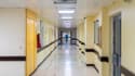 Un couloir d'hôpital (PHOTO D'ILLUSTRATION)