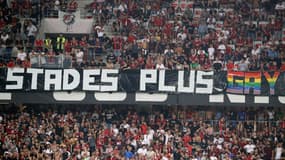 Une banderole à Nice