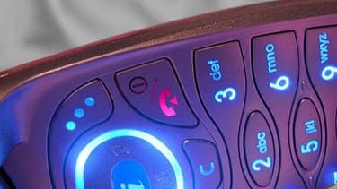 Les prix des appels depuis un téléphone mobile font débat