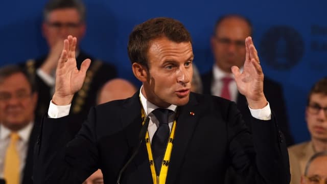 Emmanuel Macron lors de la cérémonie de remise du prix Charlemagne jeudi 10 mai 

