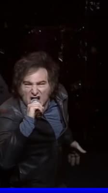 Lors d'un meeting, le président argentin s'est donné en spectacle avec un concert de rock