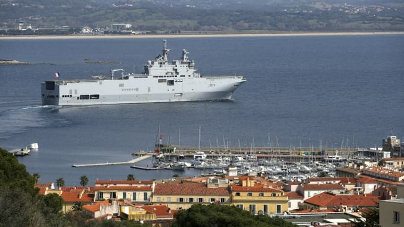 Pour renforcer le porte-avions Charles de Gaulle, un porte-hélicoptères amphibie de la marine française fait aussi route vers la Méditerranée orientale