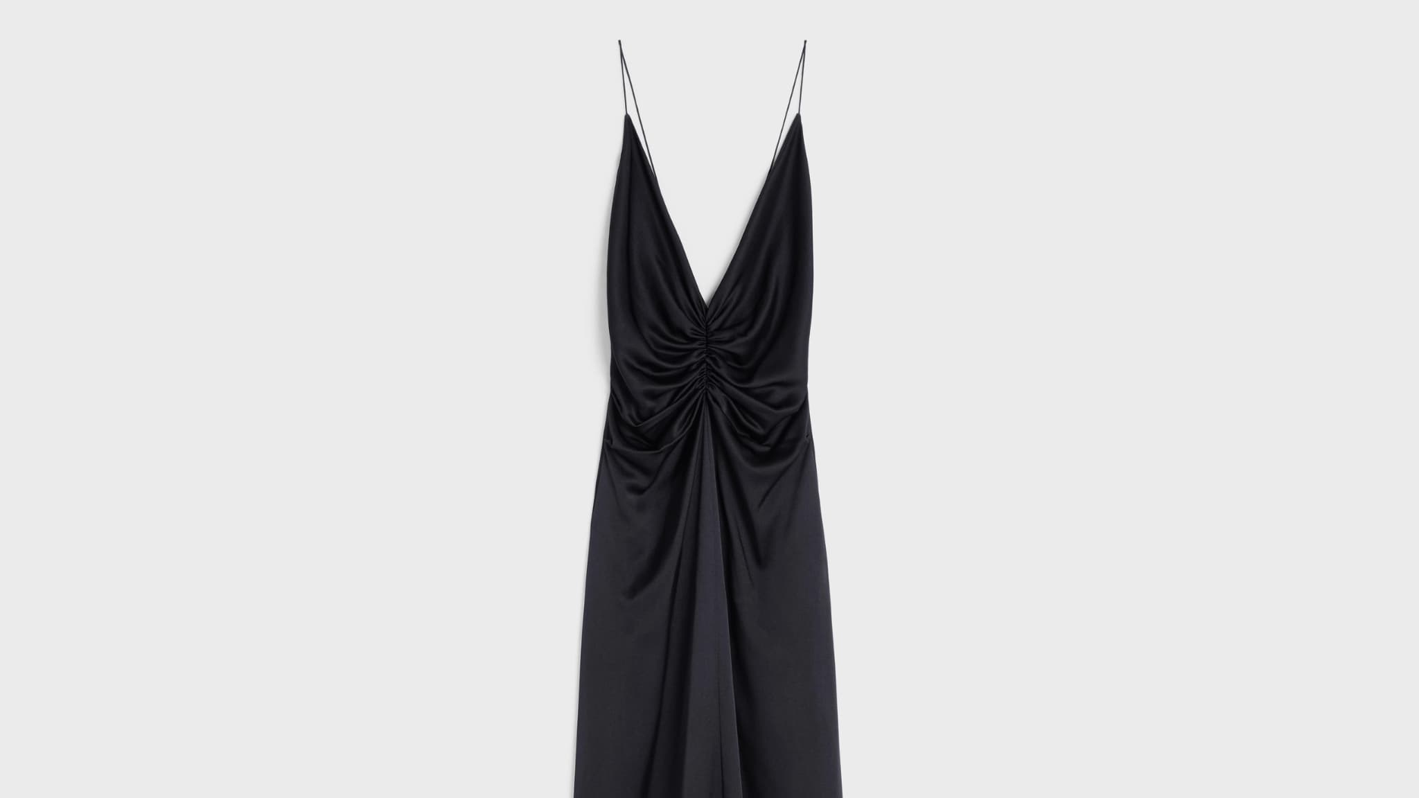 Robe noire lingerie en soie par Celine.