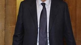 Le procès en appel de Dominique de Villepin, poursuivi pour une manipulation menée en 2004 avec de faux fichiers bancaires de la société Clearstream, s'est achevé jeudi et l'arrêt a été mis en délibéré au 14 septembre. L'accusation a demandé 15 mois de pr