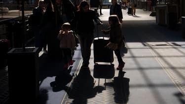 Pour les opposants à la réforme ferroviaire, le combat continue. Pour les usagers qui comptent partir en vacances début juillet, la galère aussi