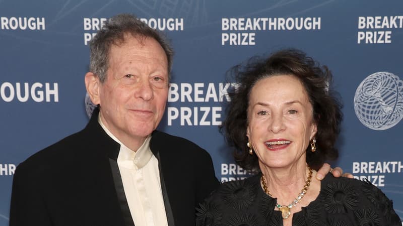 Epstein lui avait demandé d'aider une femme voyageant en Asie qui "essayait de trouver une nouvelle petite amie pour Jeffrey": le président exécutif du groupe hôtelier Hyatt démissionne