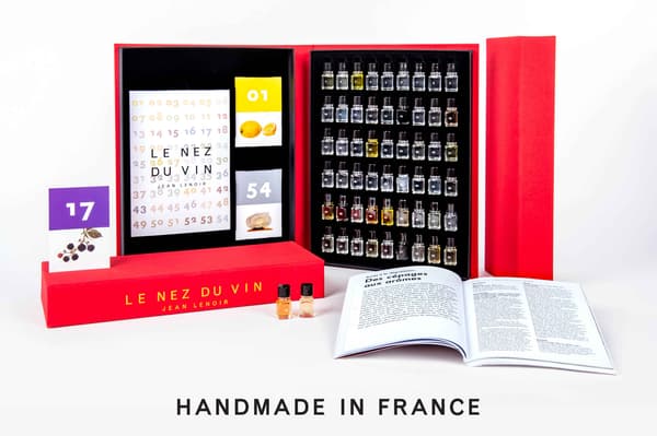 Le jeu du nez. Le jeu du nez.