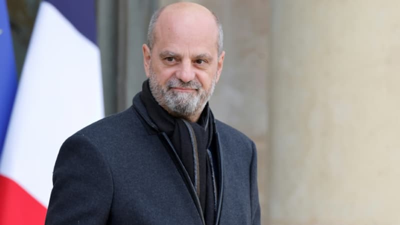 Covid-19: Jean-Michel Blanquer annonce deux autotests par semaine en classe de 6ème dès lundi