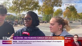 Cambriolage au Louvre : des touristes curieux de découvrir les lieux du vol 