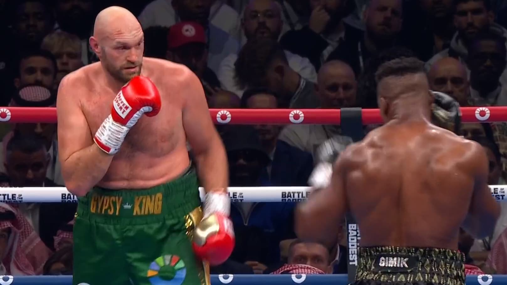 Tyson Fury et Francis Ngannou lors de leur combat en Arabie saoudite, 28 octobre 2023