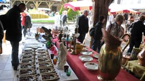 Une brocante à Mirepoix (Ariège) le 19 mai 2025.