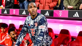 Mathys Tel sur le banc du Bayern, 24 février 2024