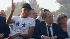 Mbappé et Le Graët en 2018