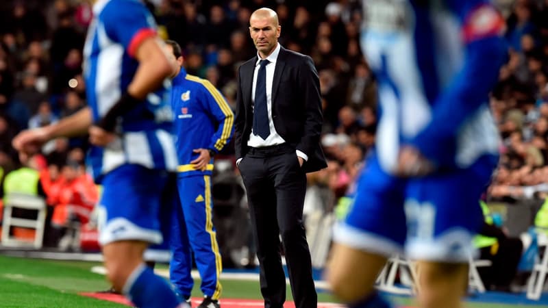 Zidane sur le banc du Real Madrid