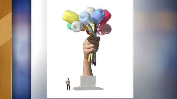 Le "Bouquet de Tulipes" réalisé par Jeff Koons va être installé derrière le Petit Palais. Le "Bouquet de Tulipes" réalisé par Jeff Koons va être installé derrière le Petit Palais.